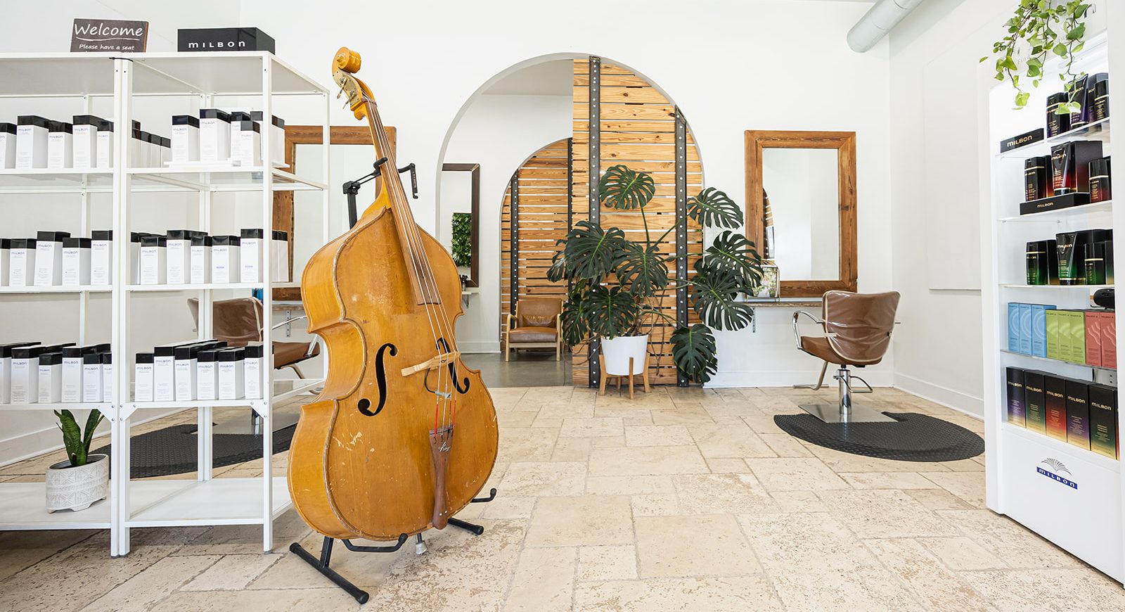 Uberzoot Hair Company interior